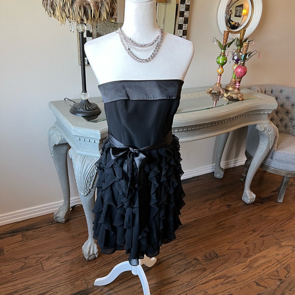 **Black Strapless Evening Dress**